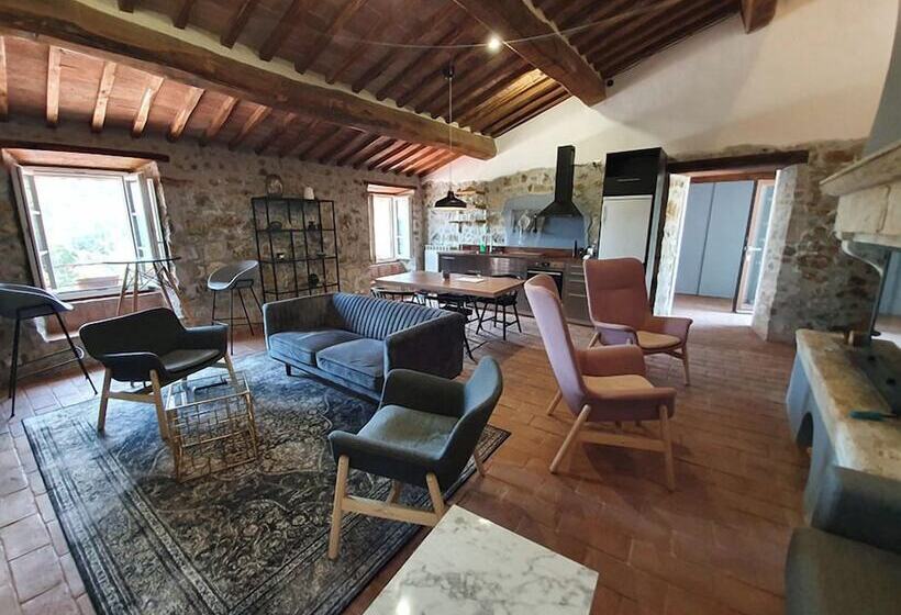 Vin Hotel   Wine Resort And Agriturismo Montieri