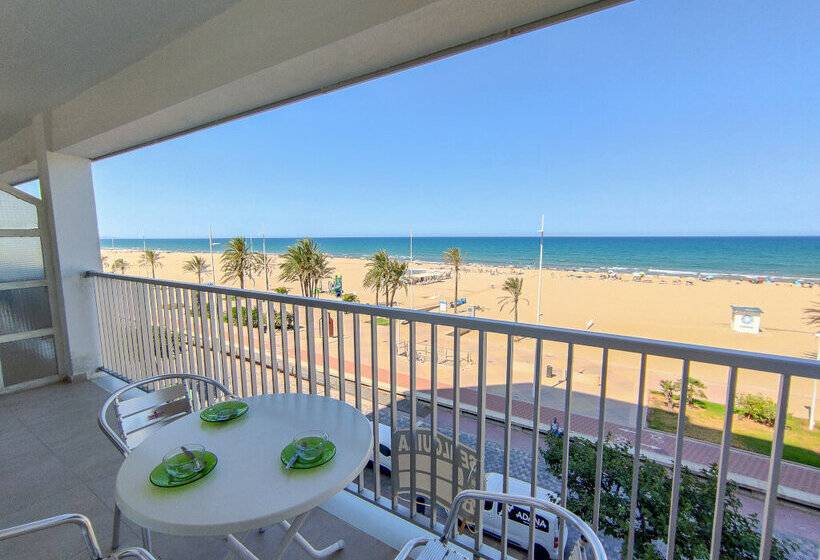 Apartamentos Gandía Primera Línea de Playa 3000