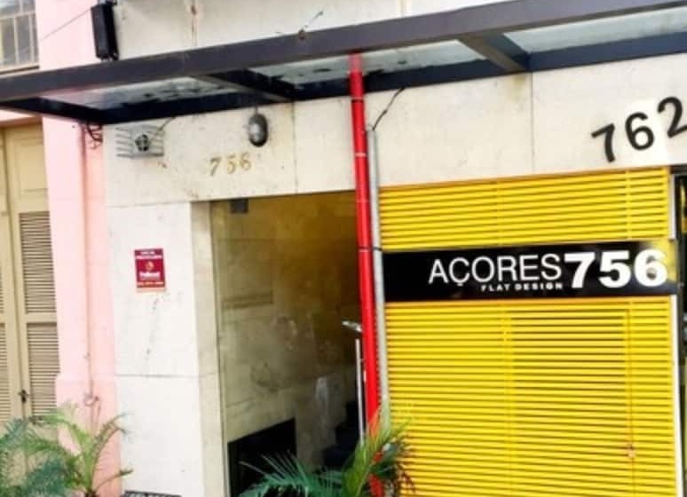 Отель Açores Flat Design Ao Lado Da Casa De Cultura Mário Quintana