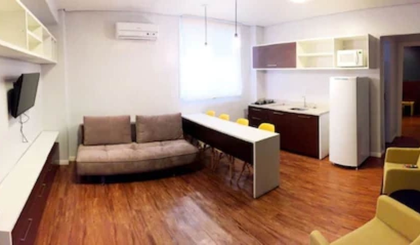 Отель Açores Flat Design Ao Lado Da Casa De Cultura Mário Quintana