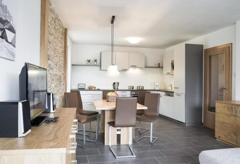 호텔 Alpenparks Residence Zell Am See