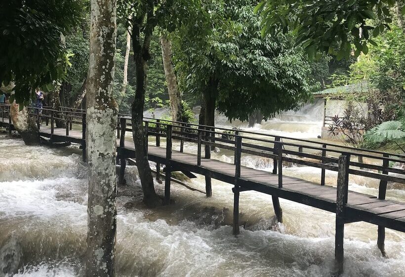 Отель Ancient Luang Prabang