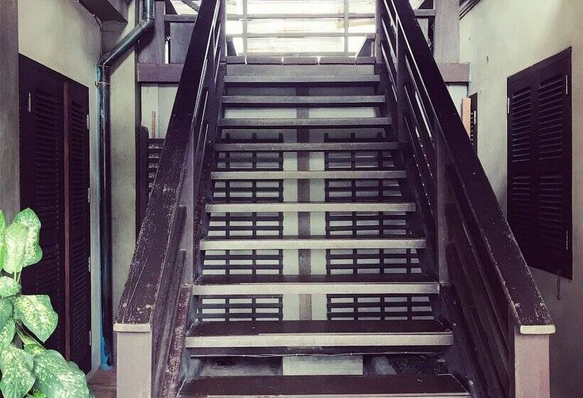 Отель Ancient Luang Prabang