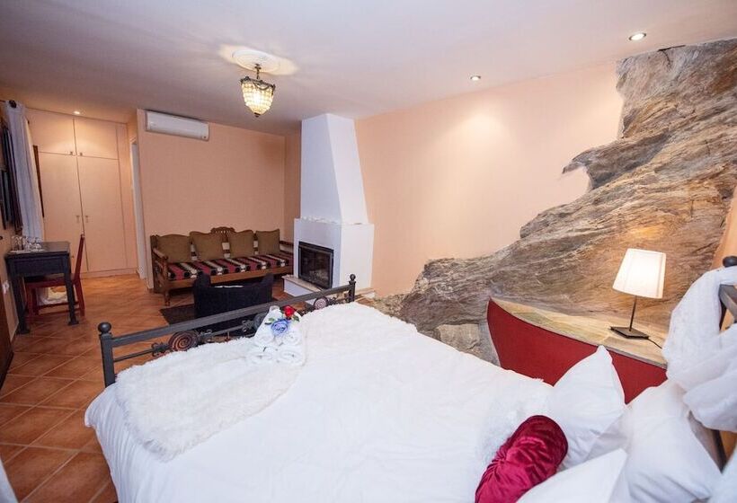 酒店 Archontiko Argyro