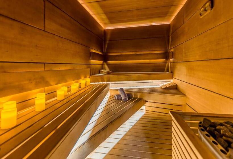 فندق Arte Spa & Park