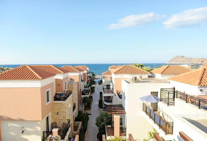 Отель Caldera Bay