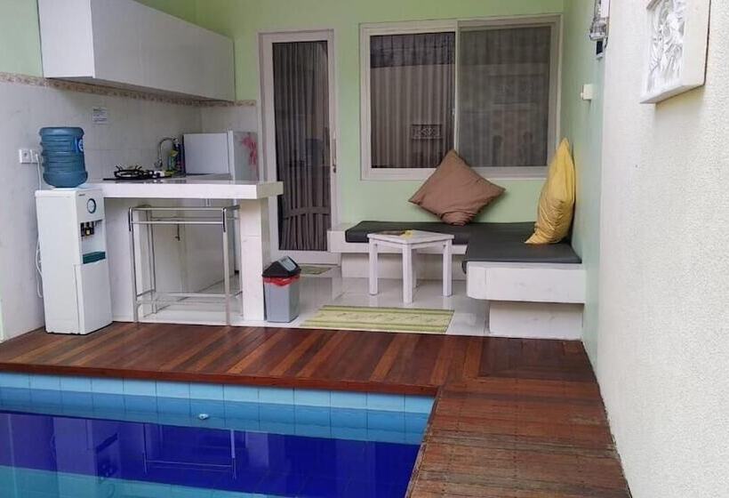 בית מלון כפרי Bali Paradise Suites Seminyak