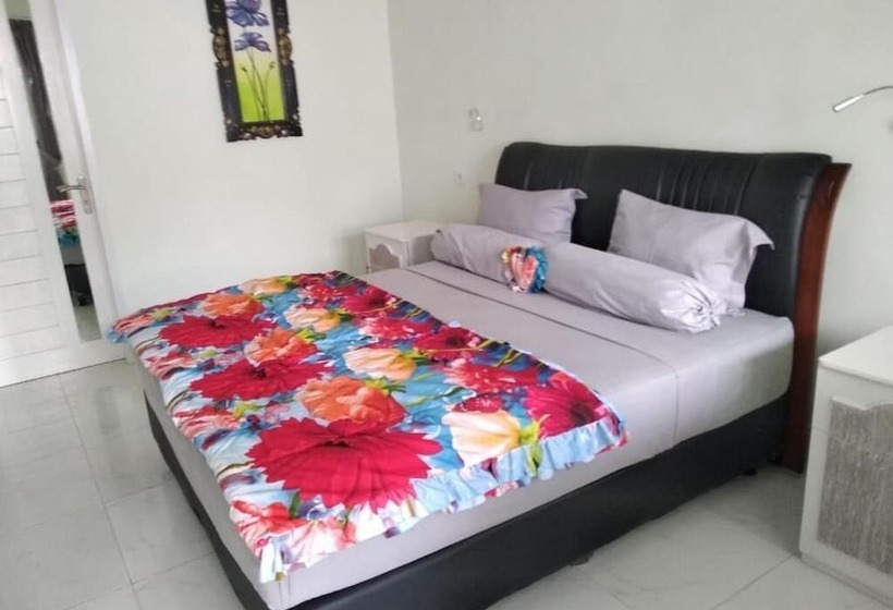 בית מלון כפרי Bali Paradise Suites Seminyak