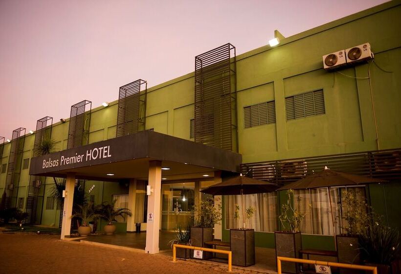 ホテル Balsas Premier