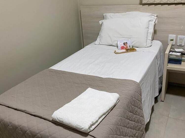 ホテル Balsas Premier