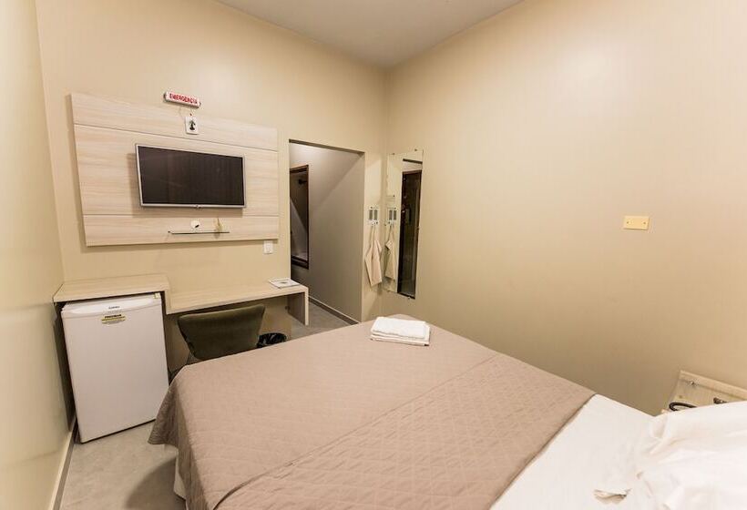 ホテル Balsas Premier