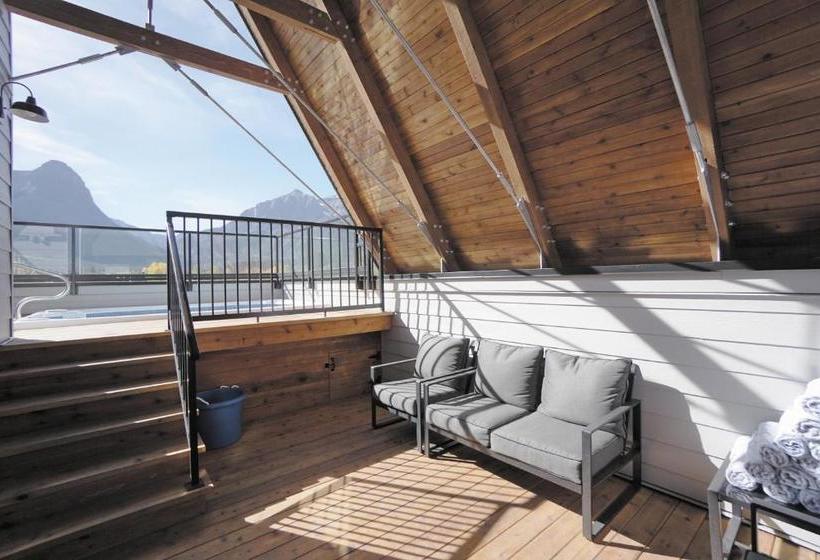 호텔 Basecamp Resorts Canmore