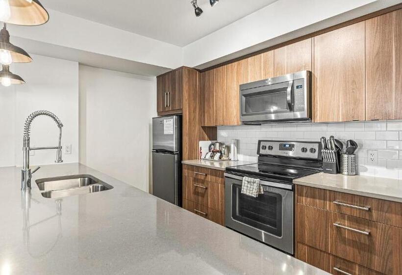 호텔 Basecamp Resorts Canmore