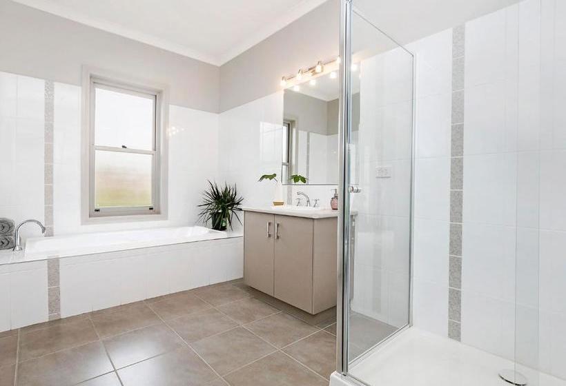 בית מלון כפרי Bel Miren House