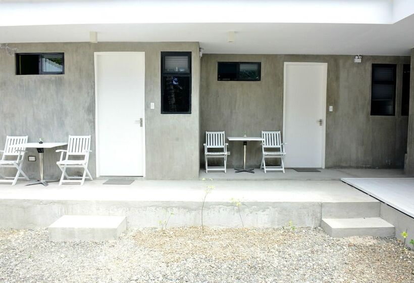 酒店 Boracay Balcony Inn