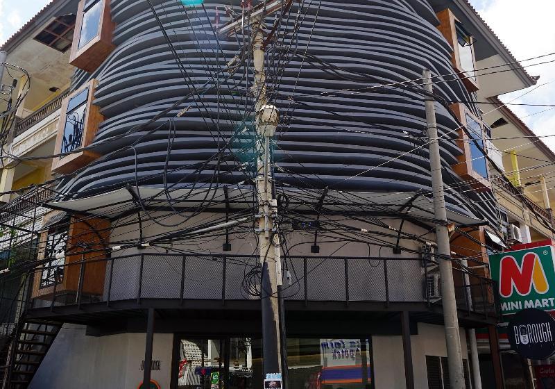 בית מלון כפרי Borough Capsule Hostel Bali