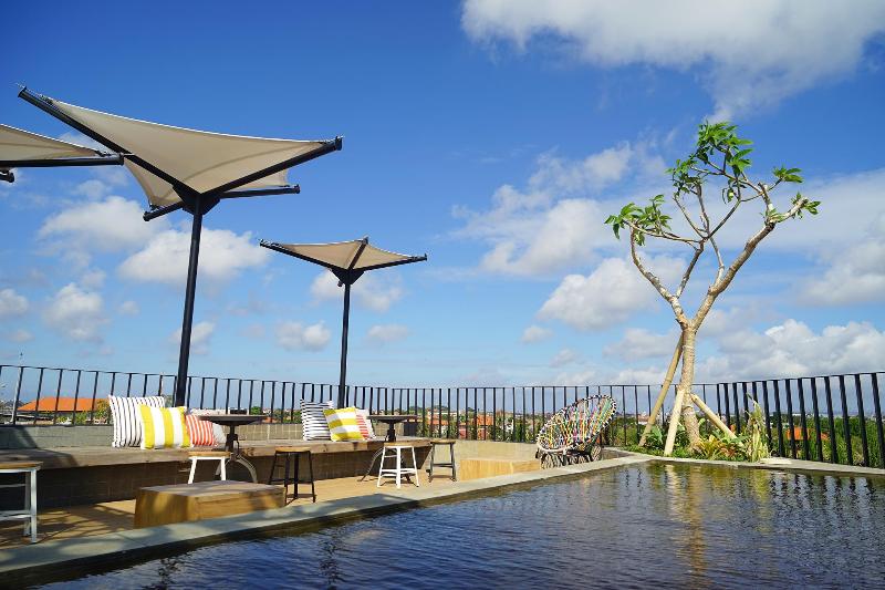 בית מלון כפרי Borough Capsule Hostel Bali