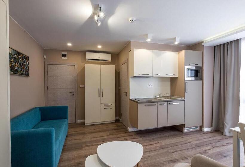 בית מלון כפרי Caro Apartments & Rooms