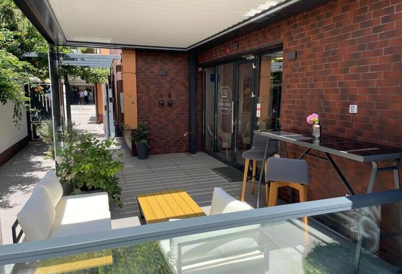 בית מלון כפרי Caro Apartments & Rooms