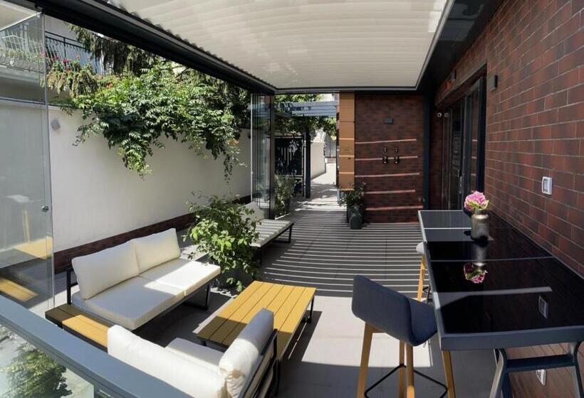 בית מלון כפרי Caro Apartments & Rooms