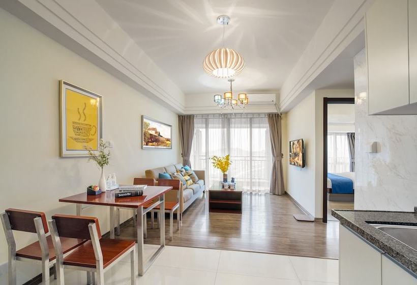 호텔 Country Garden Airport Kylin Apartment