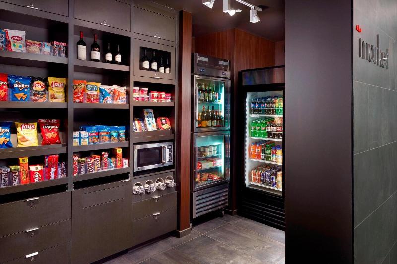 فندق Courtyard By Marriott Lagrange