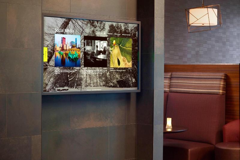 فندق Courtyard By Marriott Lagrange