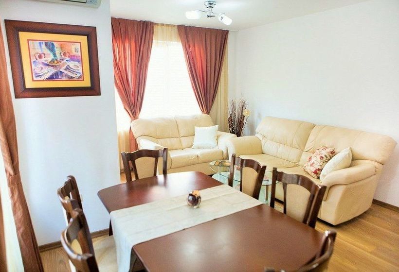 호텔 Domus Apartments