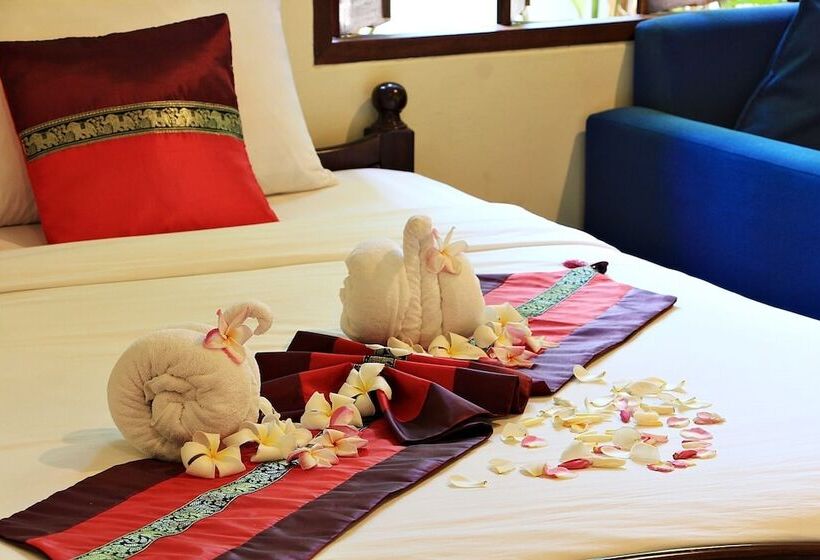 هتل Excellence Villas & Hostel