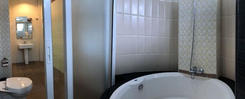 هتل Excellence Villas & Hostel