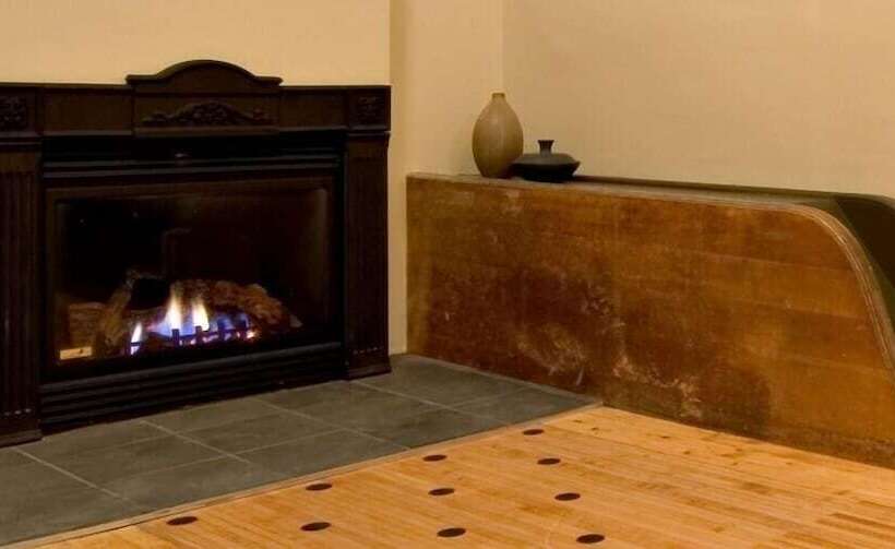 호텔 Frontenac Club Inn