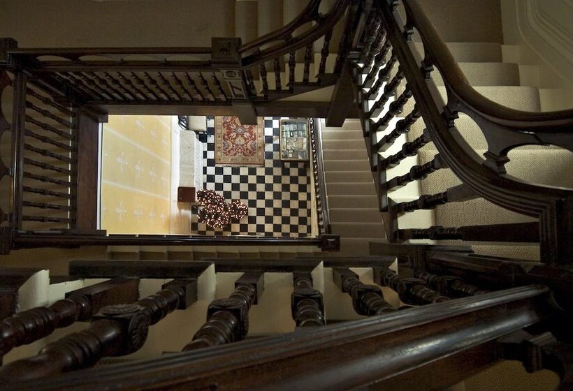 호텔 Frontenac Club Inn