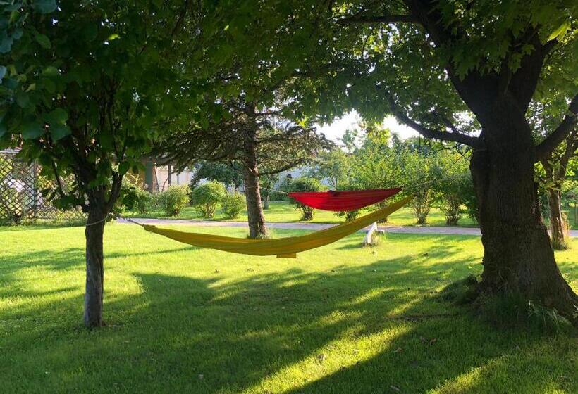 호텔 Galeria In The Garden