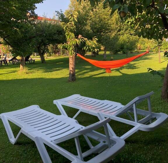 호텔 Galeria In The Garden