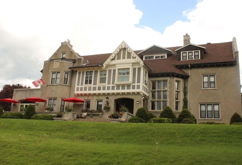 Отель Grey Gables Inn