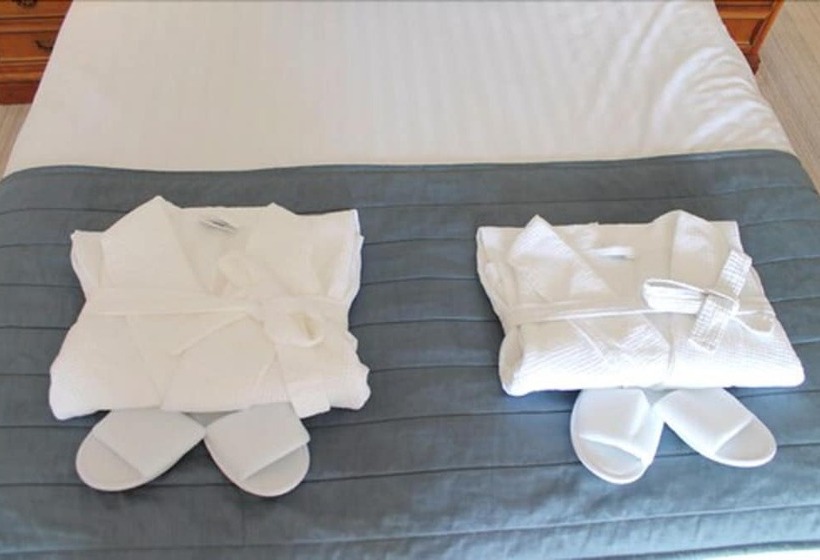 ホテル Hannafore Point