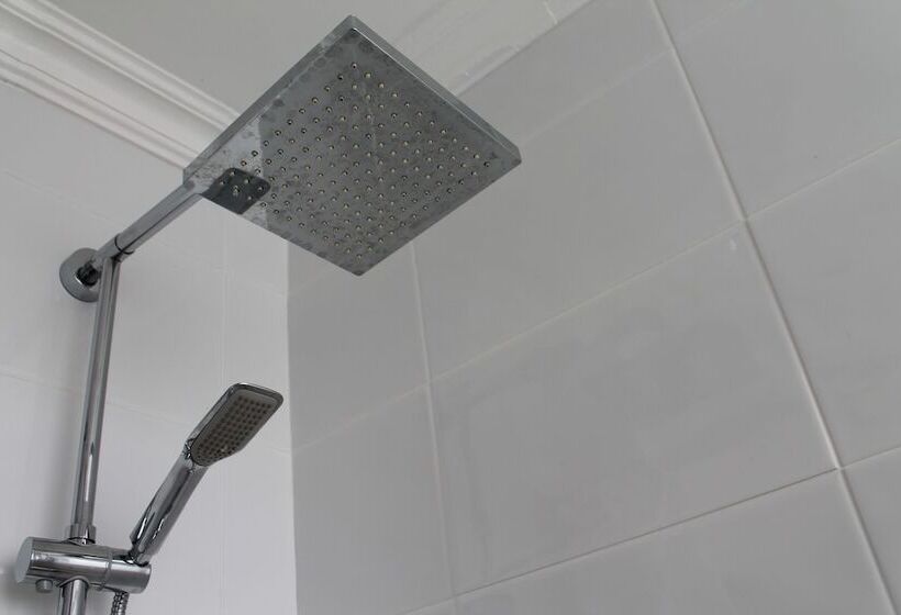 ホテル Hannafore Point