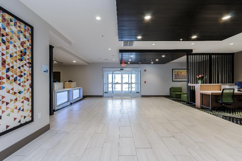 فندق Holiday Inn Express & Suites  South Bend Casino, An Ihg