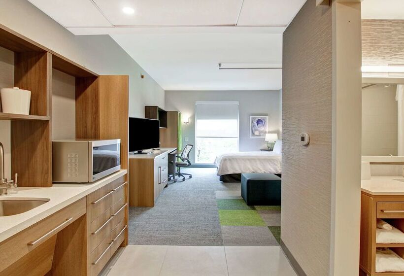 Отель Home2 Suites By Hilton Montreal Dorval