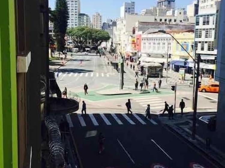 Отель Hostel Central Curitiba