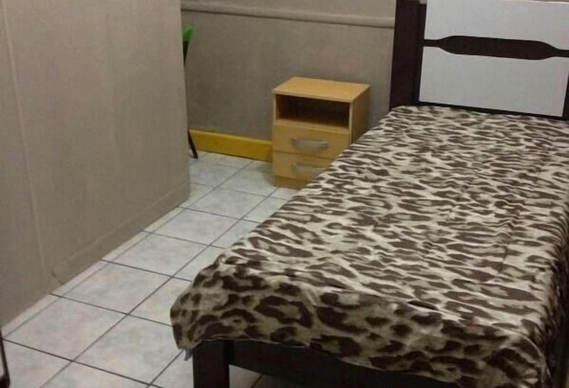 فندق Hostel Central Curitiba