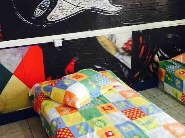 فندق Hostel Central Curitiba