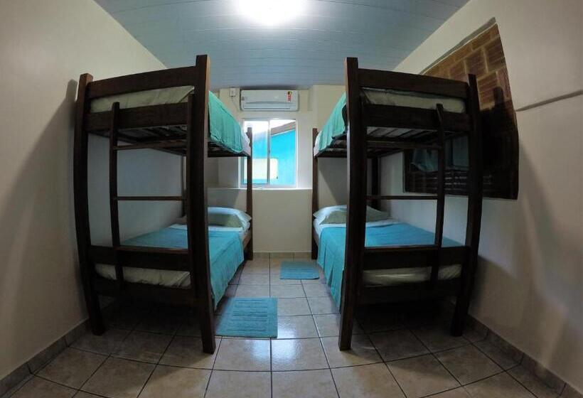 酒店 Ilha Hostel