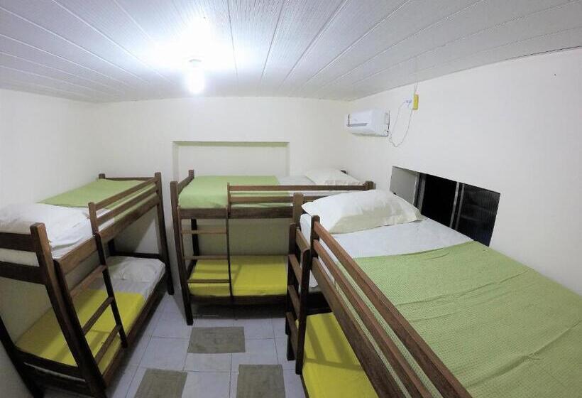 酒店 Ilha Hostel