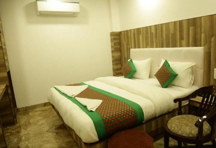 酒店 Lav Kush Deluxe At Paharganj