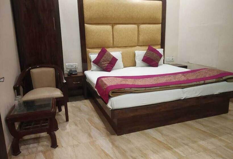 酒店 Lav Kush Deluxe At Paharganj