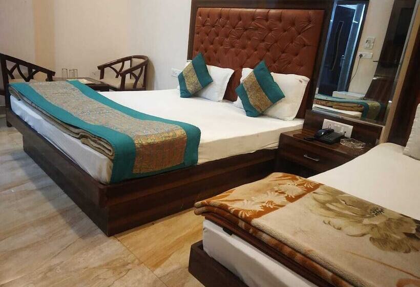 酒店 Lav Kush Deluxe At Paharganj