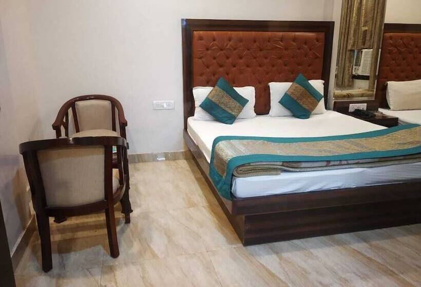 酒店 Lav Kush Deluxe At Paharganj