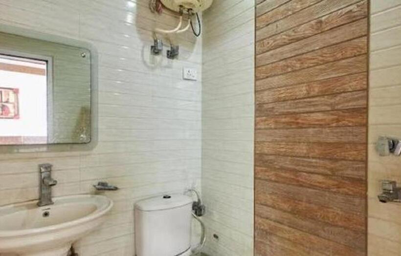 酒店 Lav Kush Deluxe At Paharganj