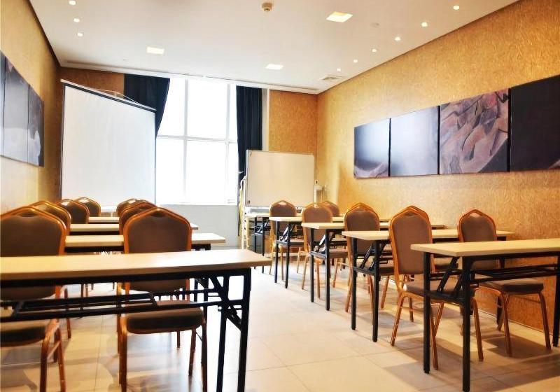 호텔 Jinjiang Inn Changchun Auto Trade City